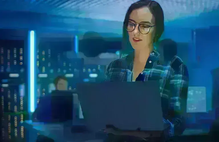 Lady on laptop