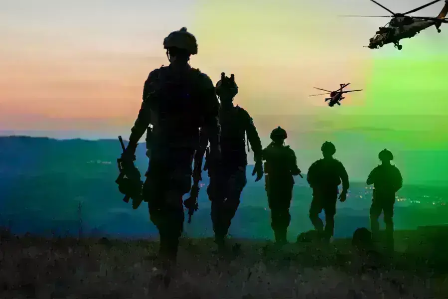 military-friendly school | Soldiers in a line