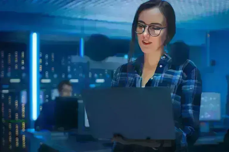 Tech lady on laptop